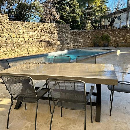 Appartement Avec Piscine Privee Dans Residence Pour 6 Personnes 于泽斯 外观 照片