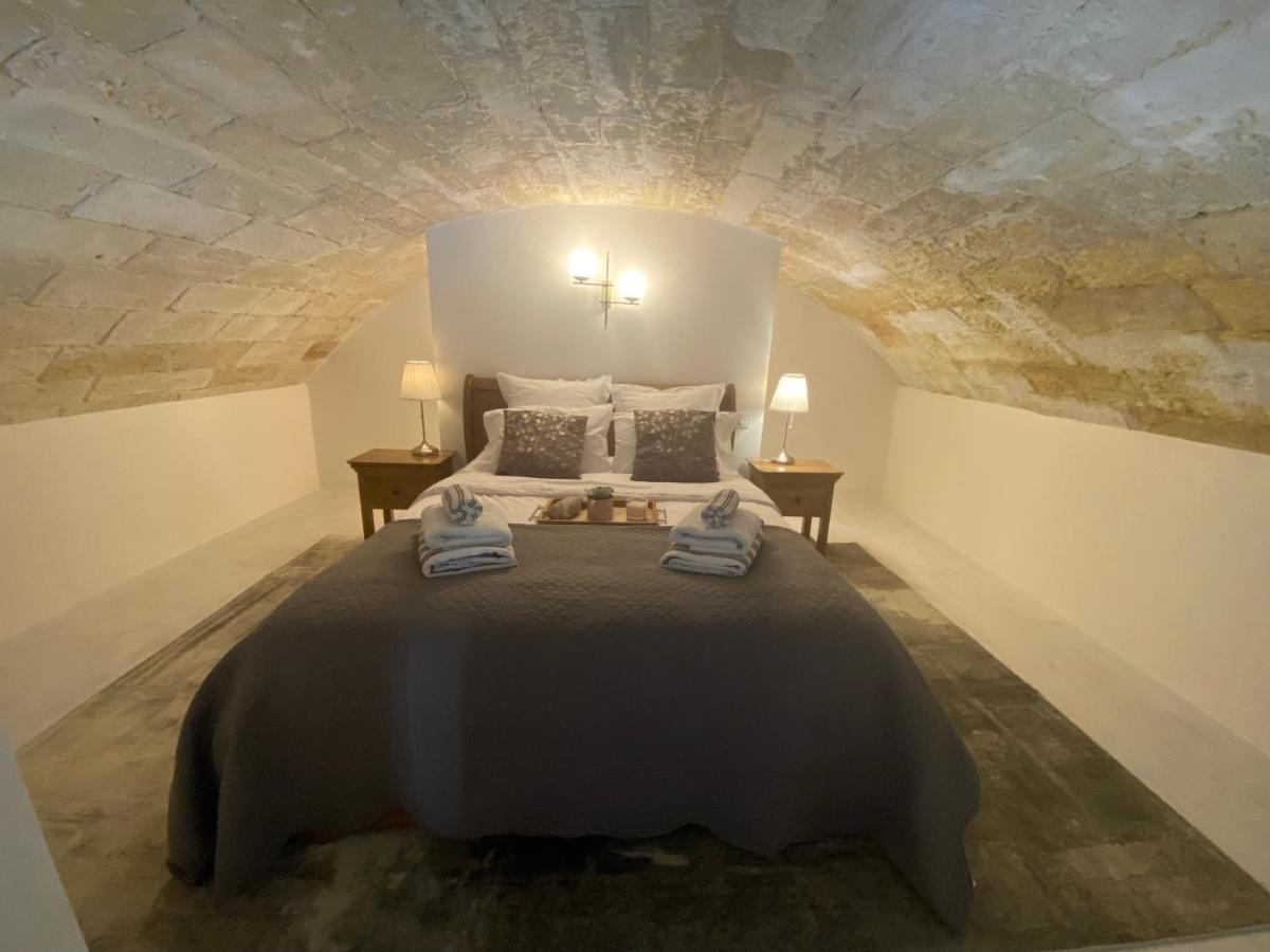 Appartement Avec Piscine Privee Dans Residence Pour 6 Personnes 于泽斯 外观 照片