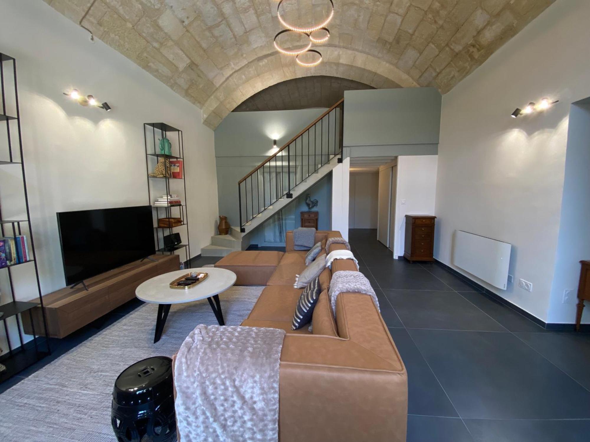 Appartement Avec Piscine Privee Dans Residence Pour 6 Personnes 于泽斯 外观 照片