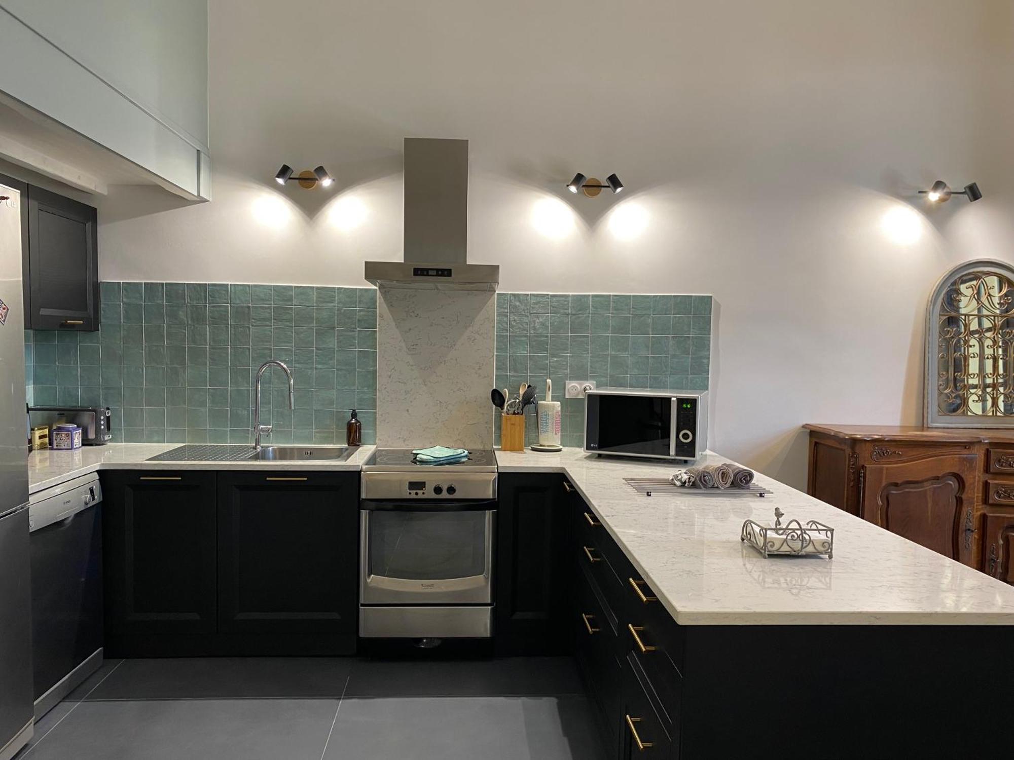 Appartement Avec Piscine Privee Dans Residence Pour 6 Personnes 于泽斯 外观 照片