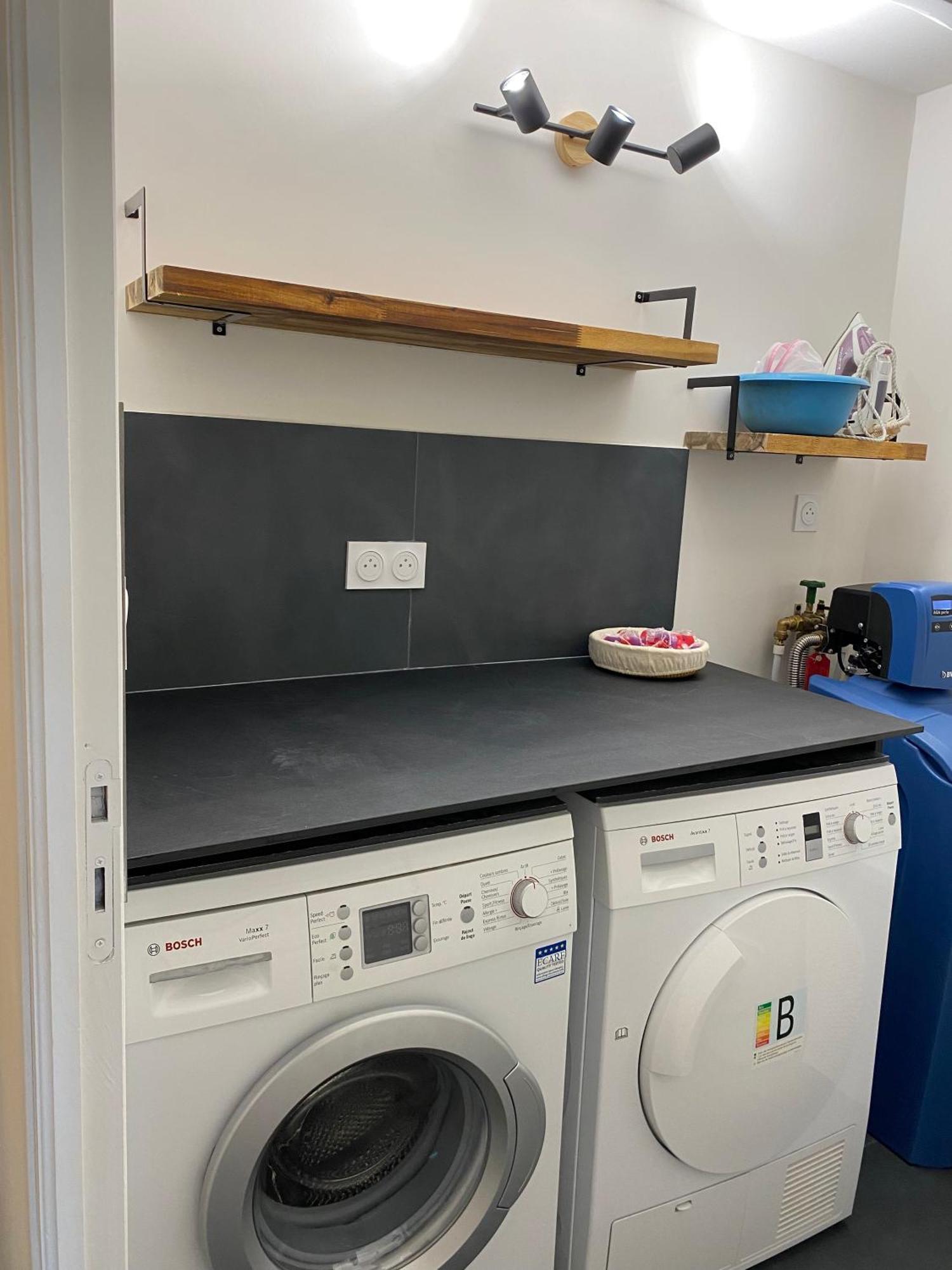 Appartement Avec Piscine Privee Dans Residence Pour 6 Personnes 于泽斯 外观 照片
