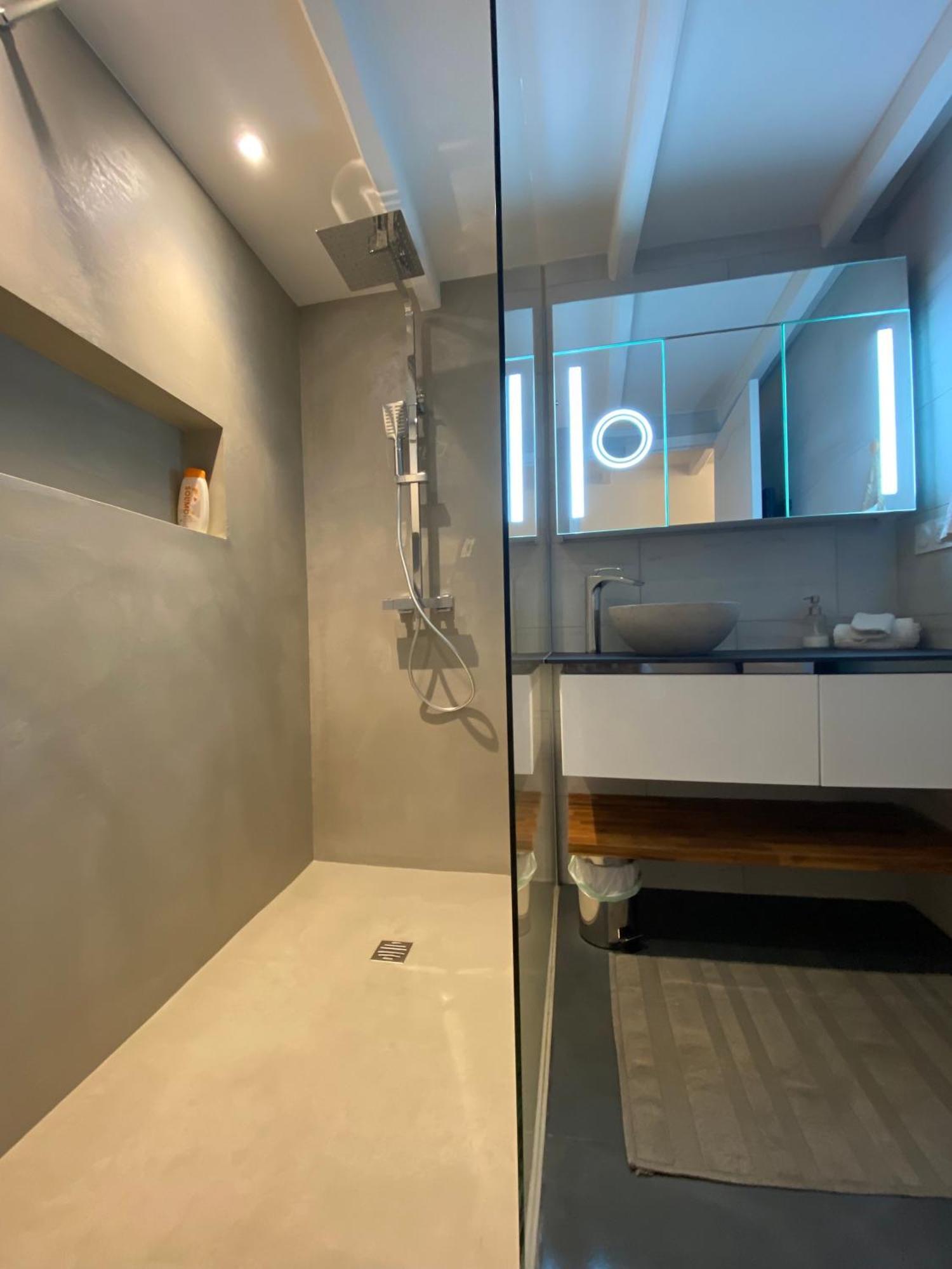 Appartement Avec Piscine Privee Dans Residence Pour 6 Personnes 于泽斯 外观 照片