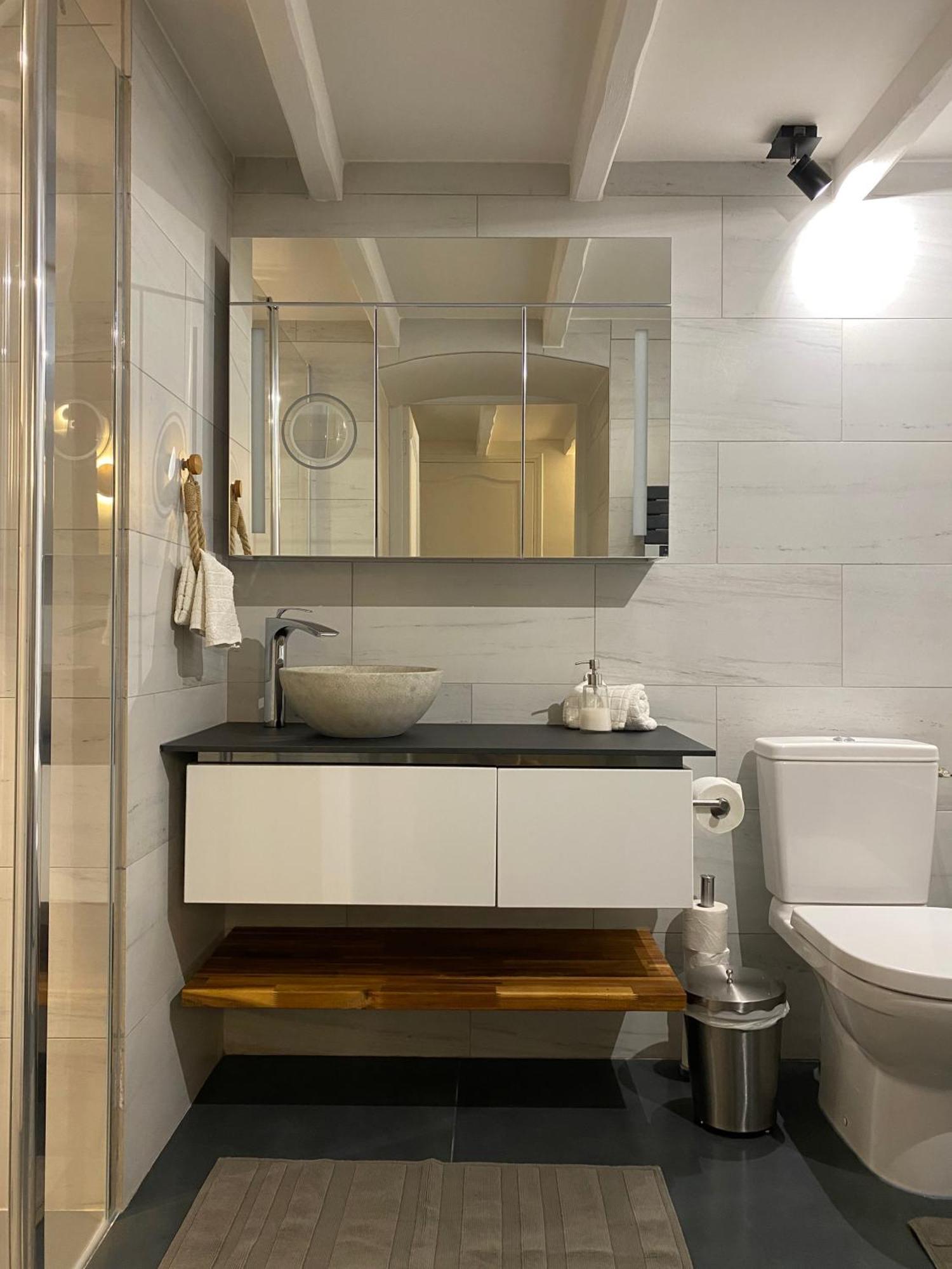 Appartement Avec Piscine Privee Dans Residence Pour 6 Personnes 于泽斯 外观 照片